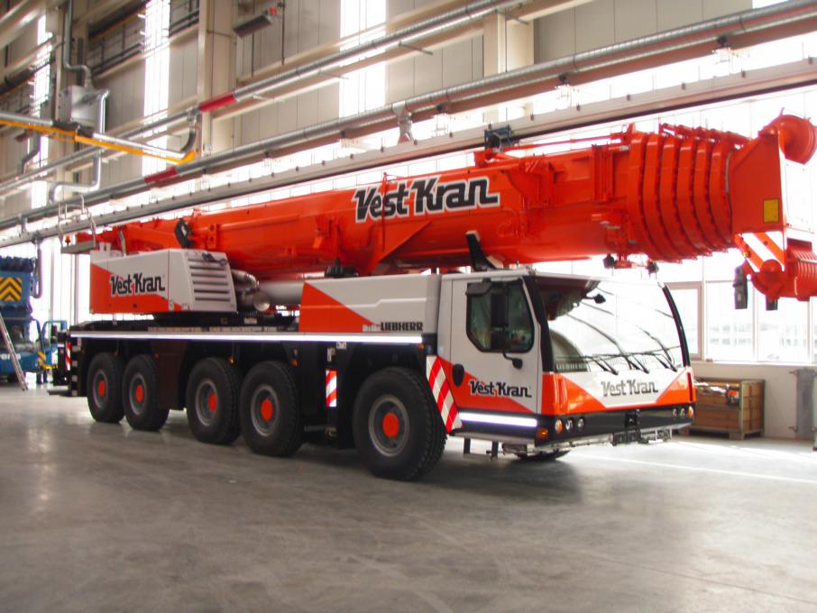Vestkran Liebherr LTM1200-5.1 6